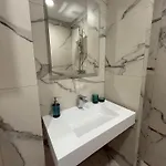 Style Victoria * بوخارست